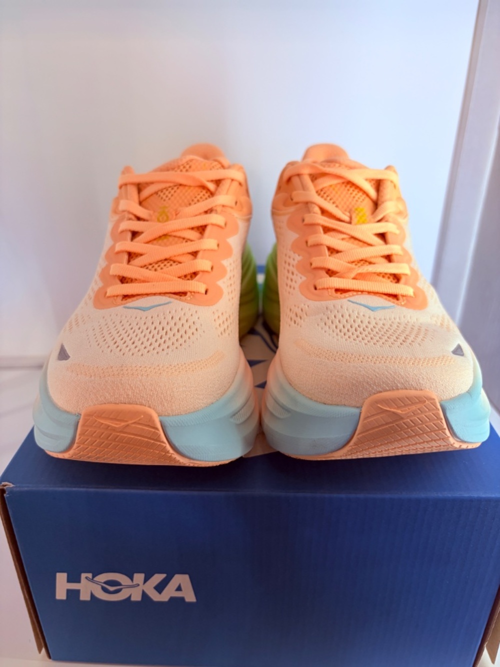 Hoka Bondi 9 Wide Women's 9.5 Running Shoes Vanilla Birch 1162014 - Picture 2 of 6